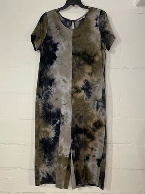 Short Sleeve Tie-Dye Jumpsuit in Olive & Black